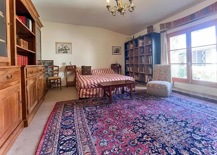 Awesome In Et Solorgues Casa vacanze Nages-et-Solorgues