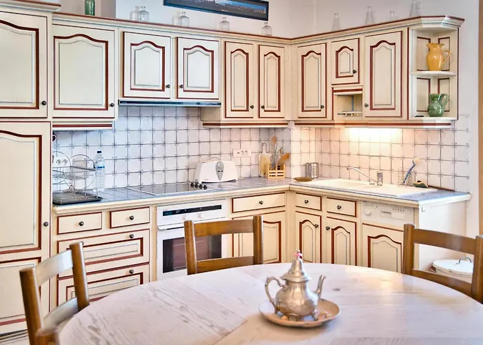 Casa vacanze Awesome In Et Solorgues Nages-et-Solorgues